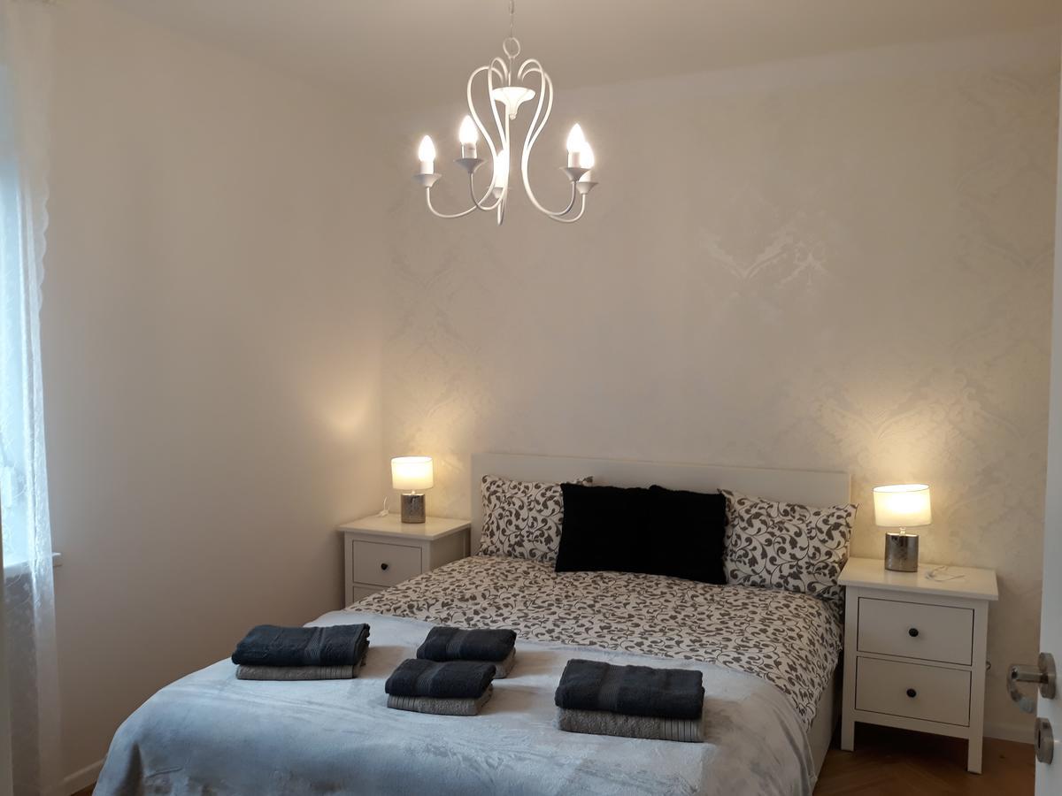 2 Bedroom City Center Apartment Katowice Exterior foto